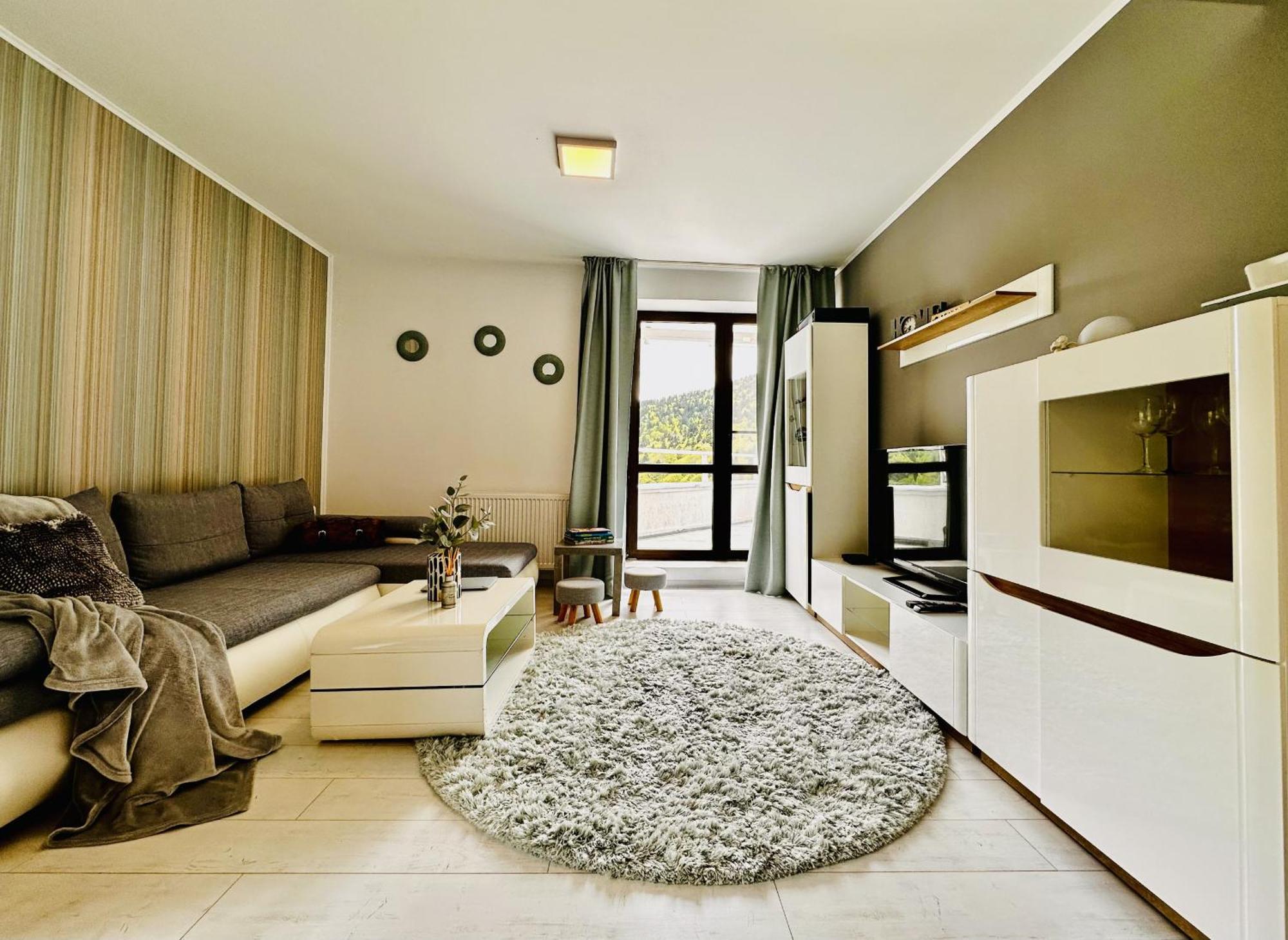 Apartment Sky Is The Limit *